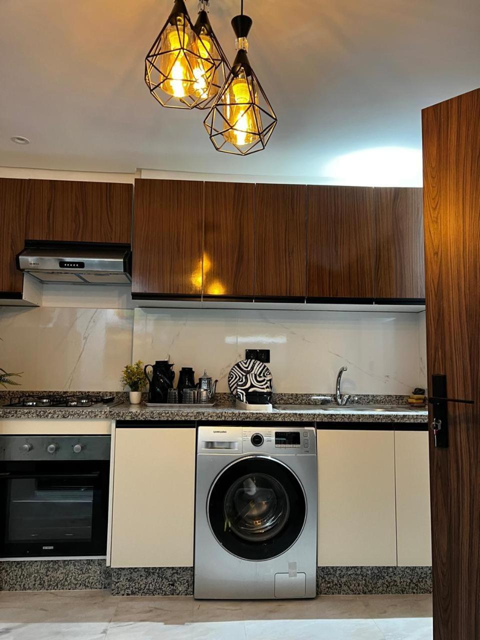 Urban Casa Apartment *