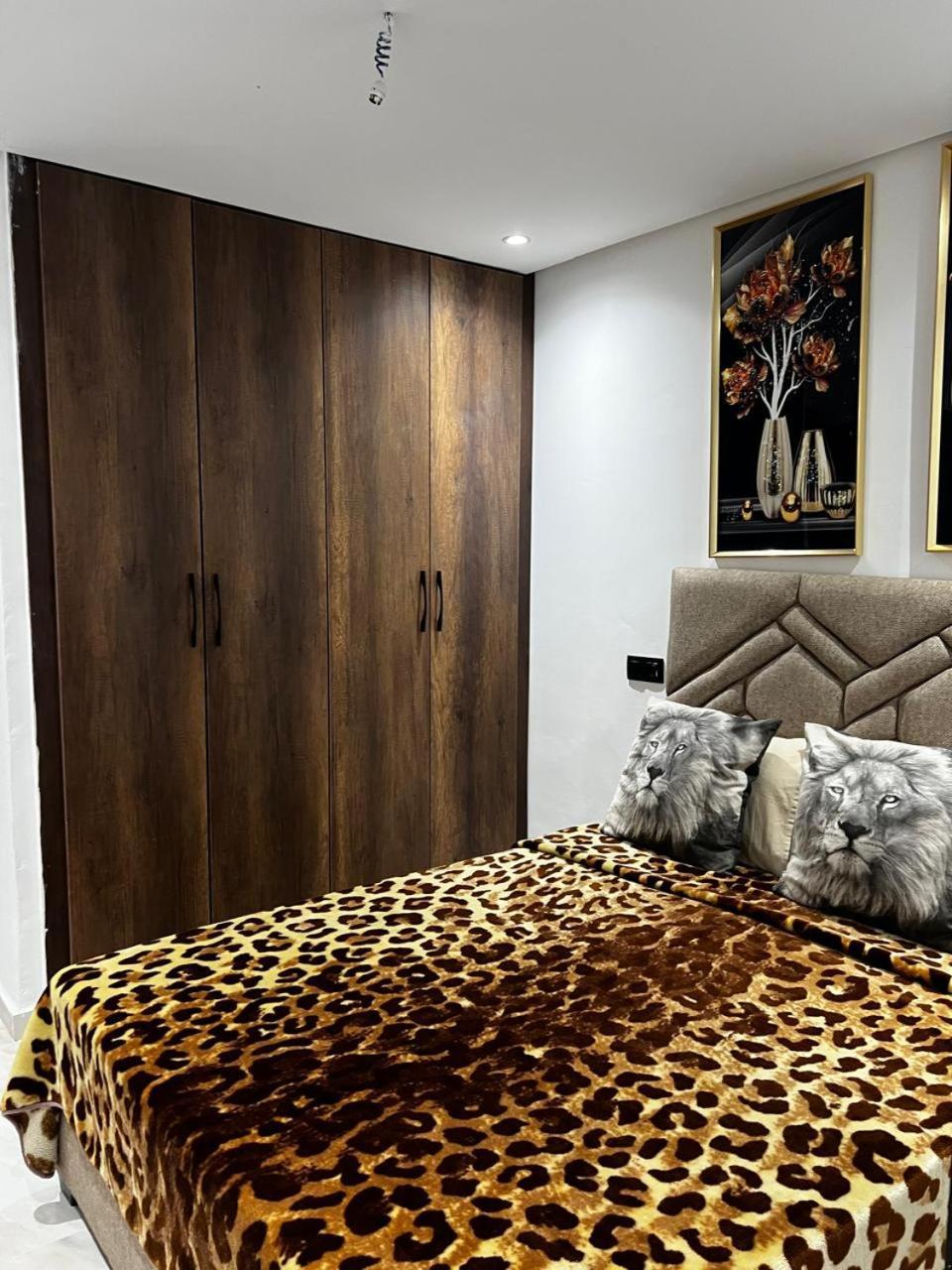 Urban Casa *