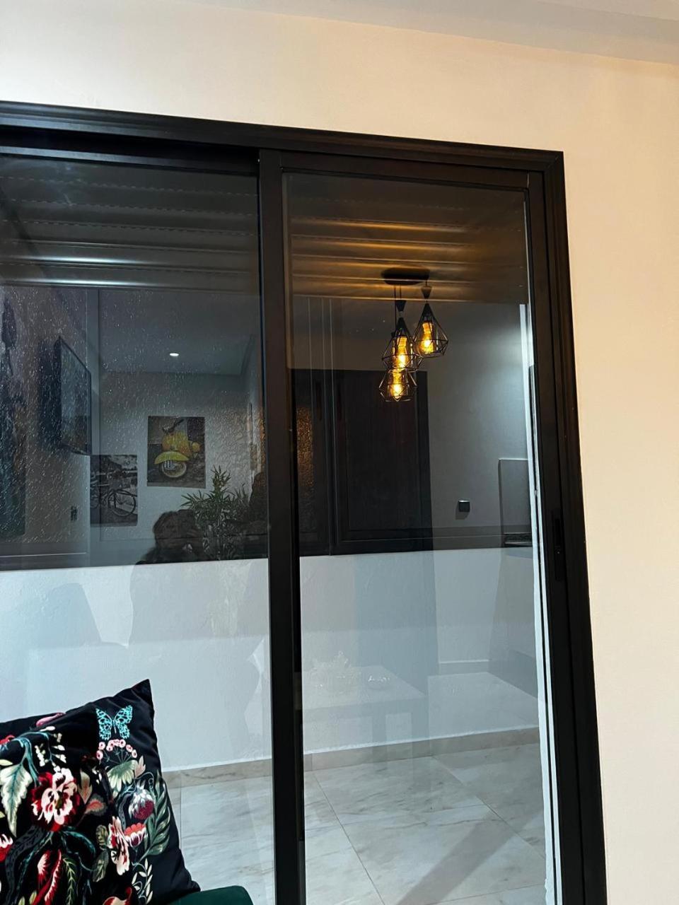 Urban Casa Apartment *